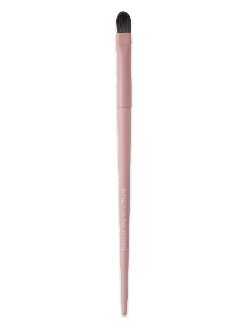 Hannah Martin x Ciaté London - Flat Concealer Brush